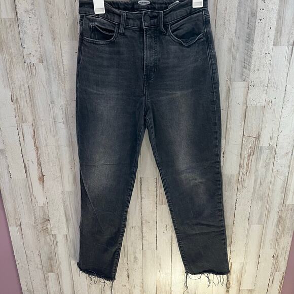 Old Navy Extra High-Waisted Sky-Hi Straight Raw-Hem Black Jeans for Women 4 - Picture 1 of 8